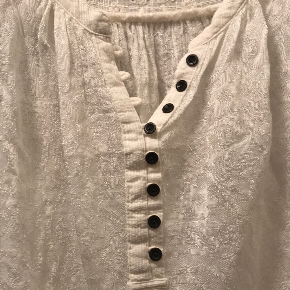 Long sleeve white